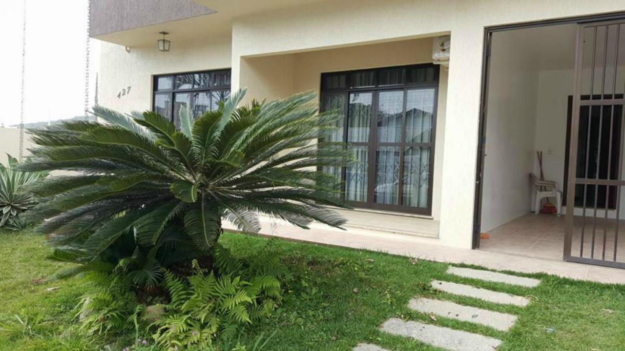 Bombinhas Brasil Residence II Guest House No Centro Extérieur photo