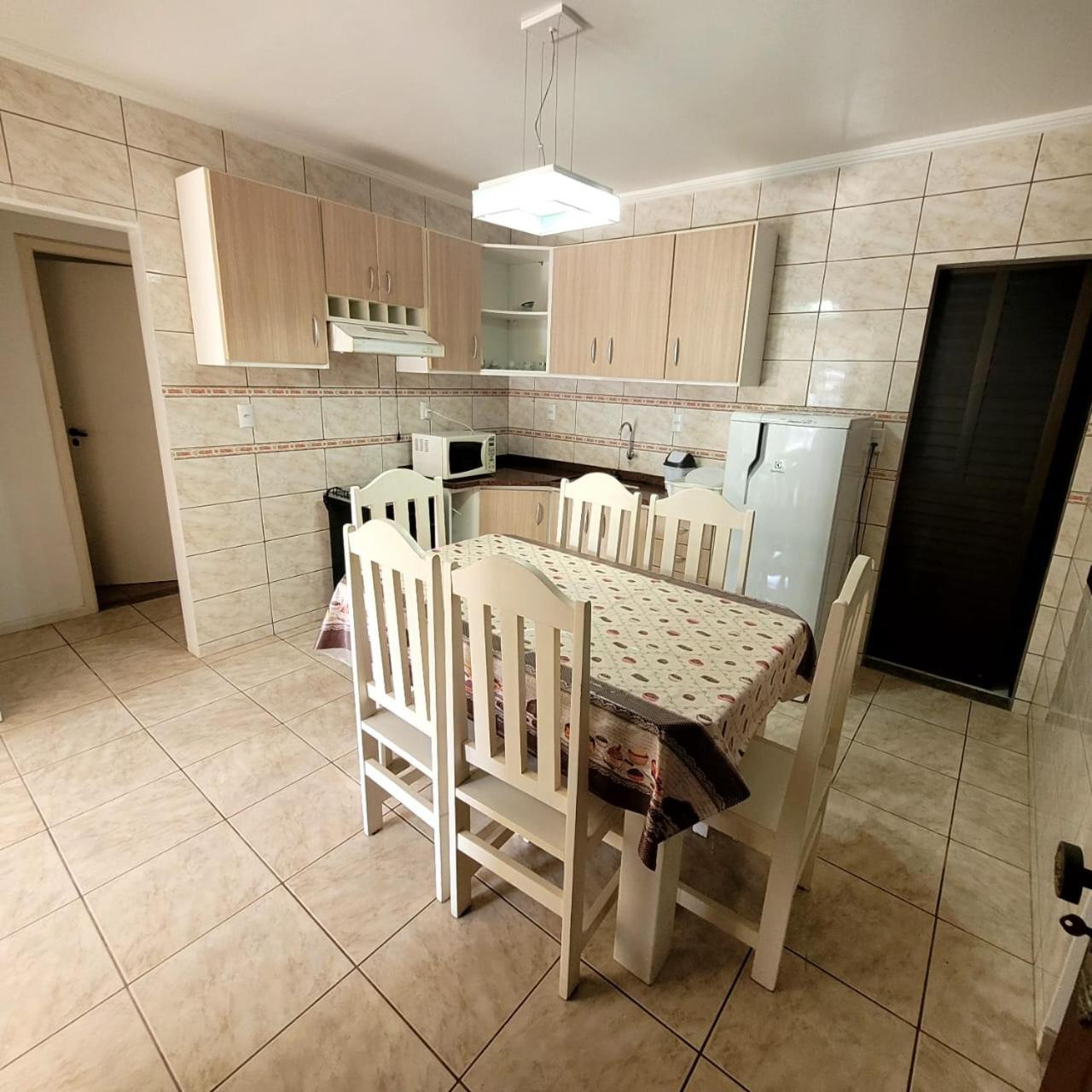 Bombinhas Brasil Residence II Guest House No Centro Extérieur photo